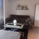 Studio Rez De Jardin